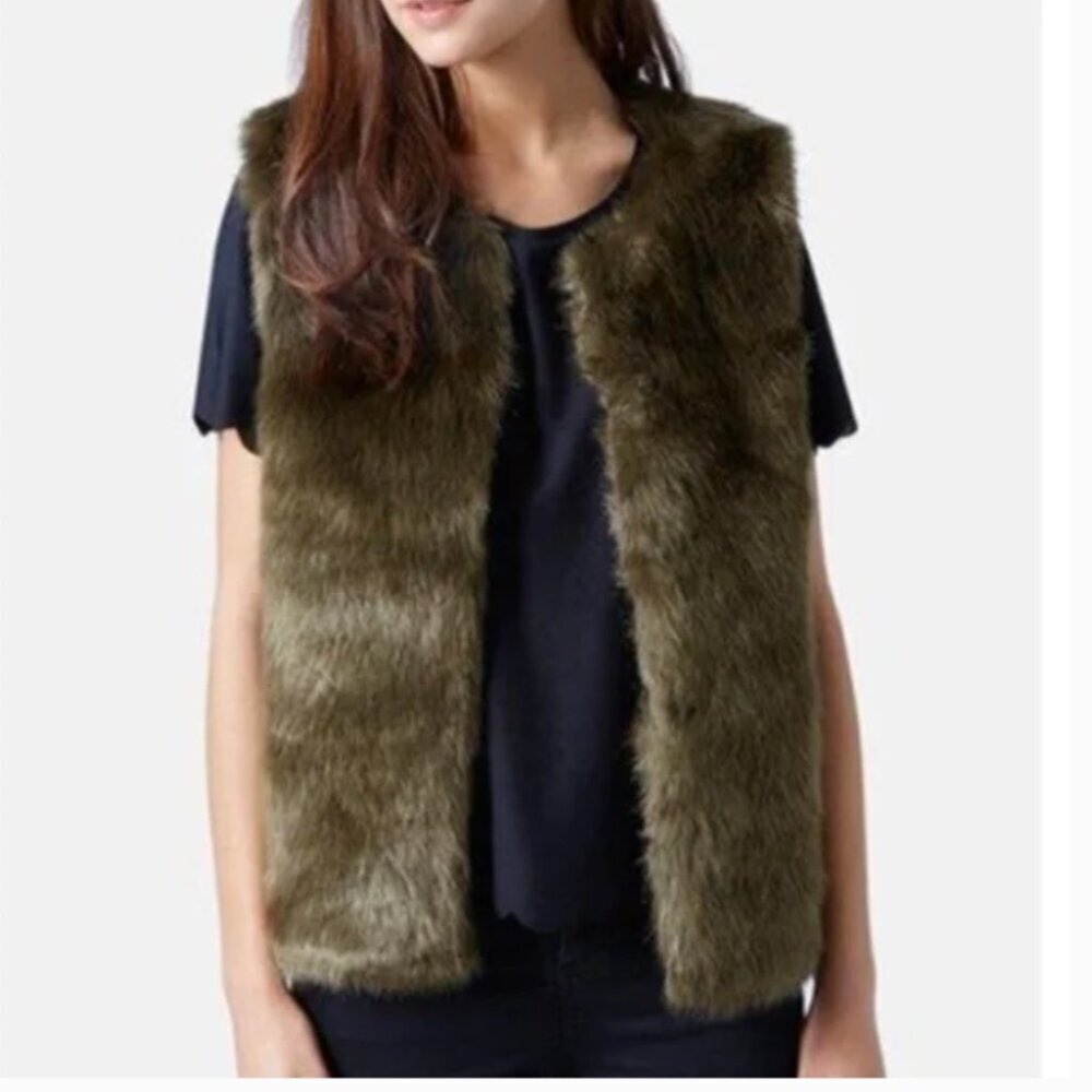 Topshop Olive Green Faux Fur Vest Women's Size 2